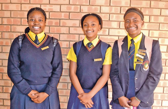 Flora Park Comprehensive High School Subjects Offered and Application Forms | Contact Details
