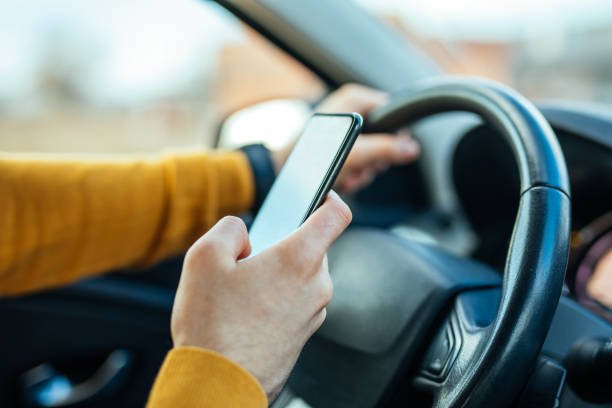 What does it mean that Florida’s Texting While Driving Law is a Primary Offense?
